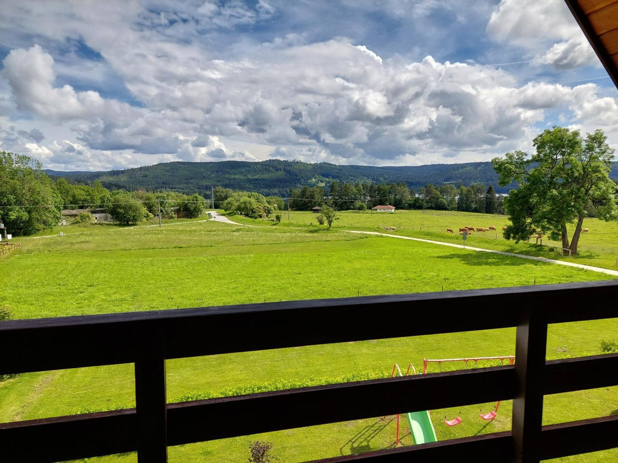 Penzion Slupecna Lipno nad Vltavou Ngoại thất bức ảnh